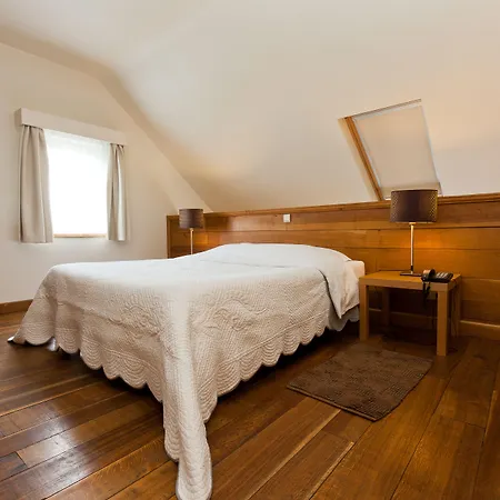 아파트호텔 Le Manoir Du Capitaine 펠루이