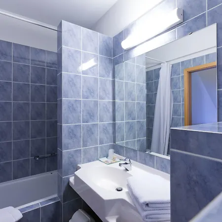 Le Manoir Du Capitaine Aparthotel