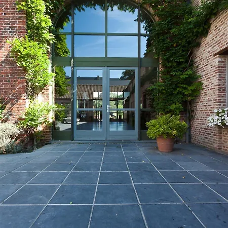 Le Manoir Du Capitaine Aparthotel 3*