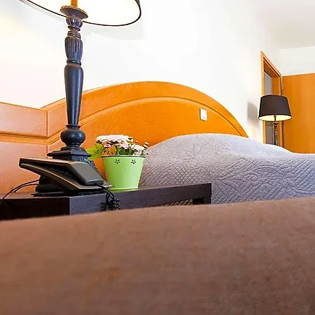Le Manoir Du Capitaine Apart Otel